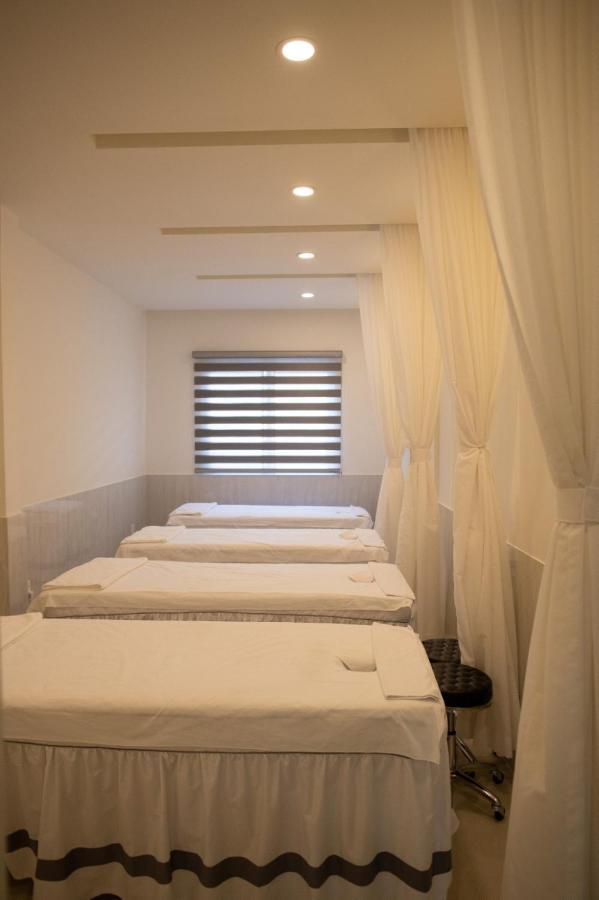 Ruby Hotel Ho Chi Minh City Exterior photo